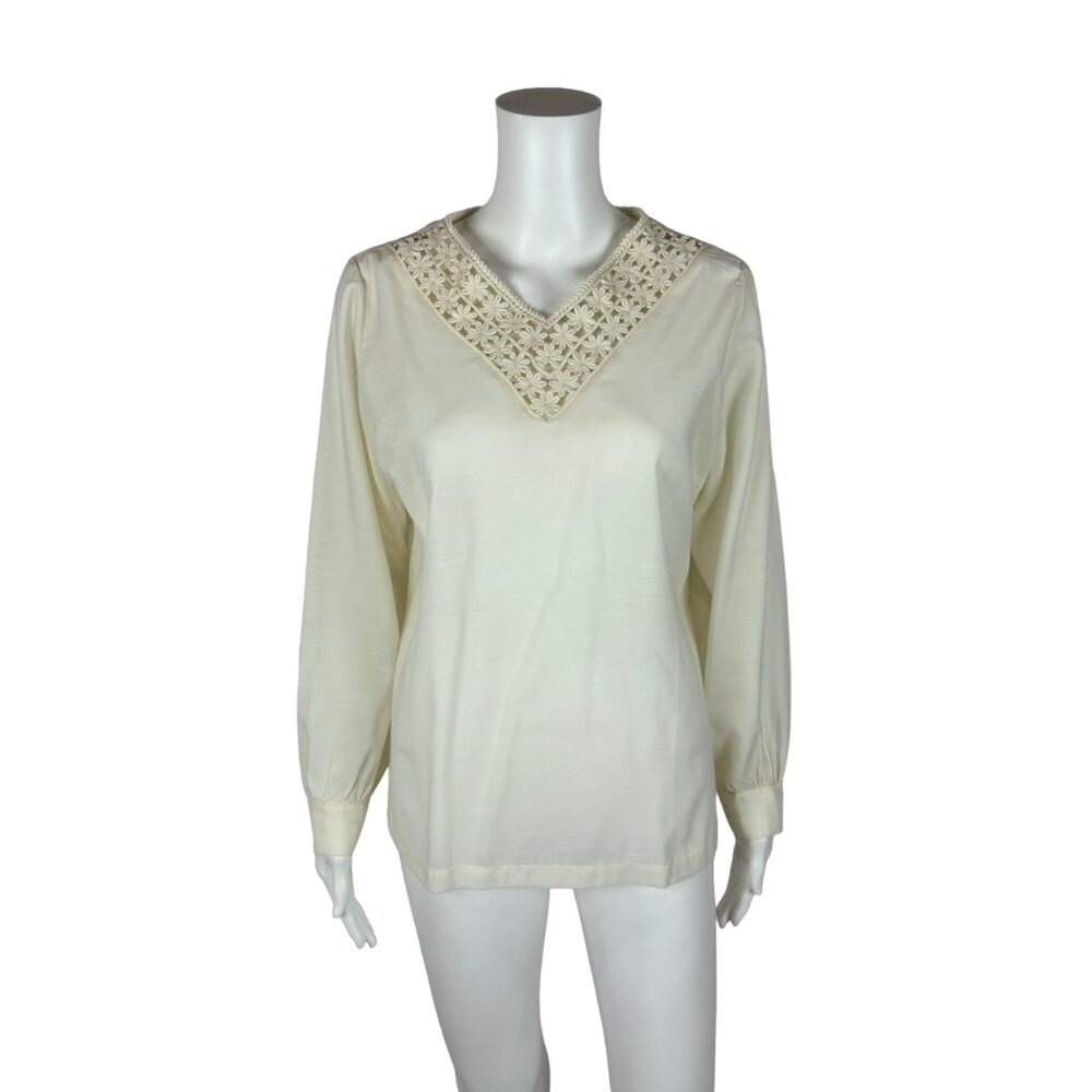 Vintage 70s Floral Blouse Women's Medium Cream Button Back Embroidered Neckline